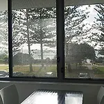 Warringa - Hosted By Burleigh Letting